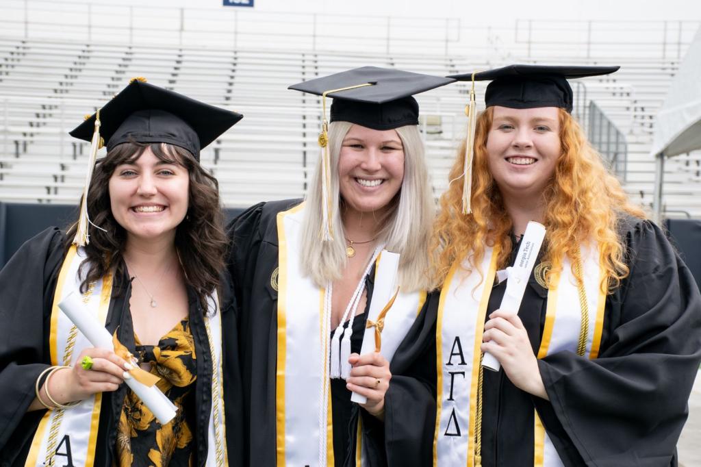 Bachelor's commencement ceremony