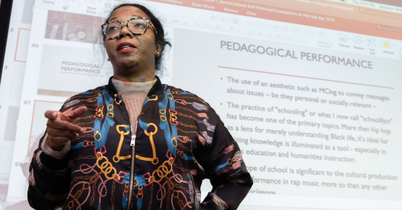 Professor Jocelyn Wilson in LMC teaching a class